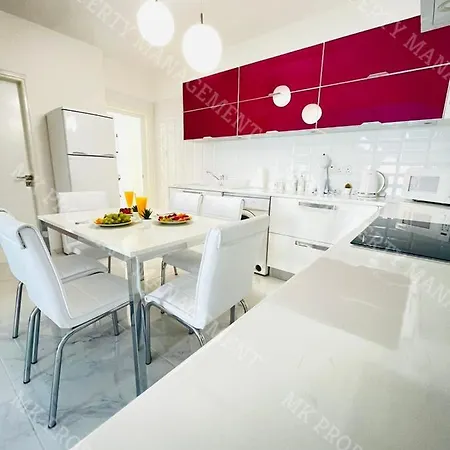 Milos Center Apt. 32 Λάρνακα
