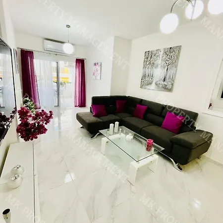 Διαμέρισμα Milos Center Apt. 32