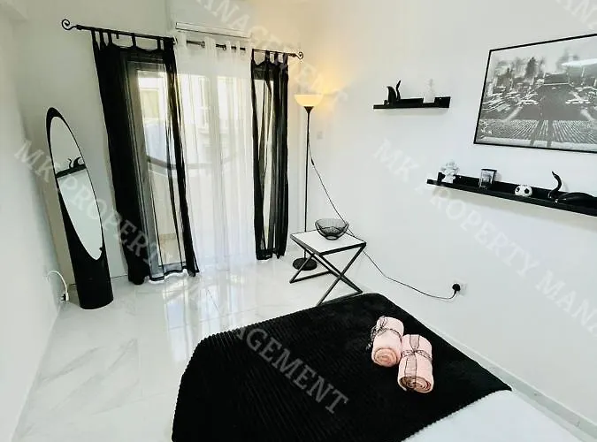 Апартаменты Milos Center Apt. 32 *