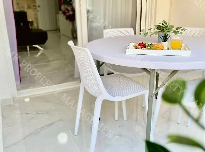 Milos Center Apt. 32 * Larnaca